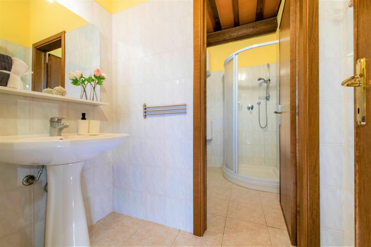Hostly - Country House Donoratico - Only For Families Экстерьер фото