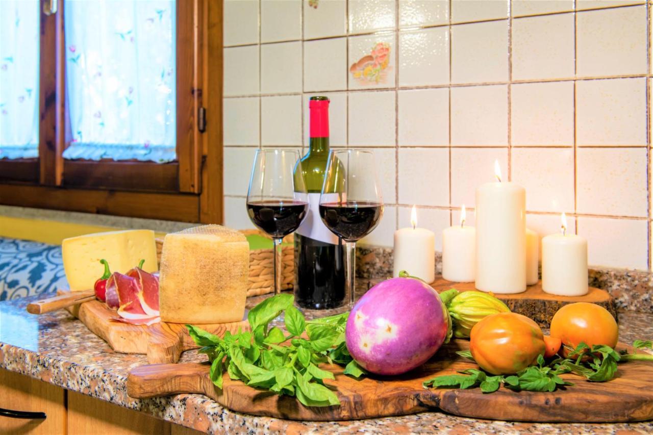 Hostly - Country House Donoratico - Only For Families Экстерьер фото