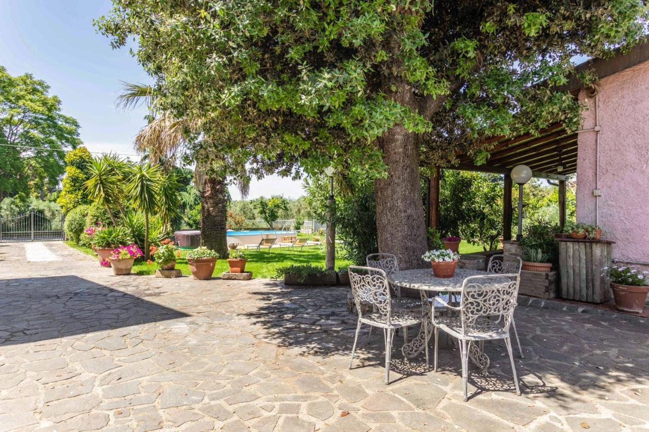Hostly - Country House Donoratico - Only For Families Экстерьер фото