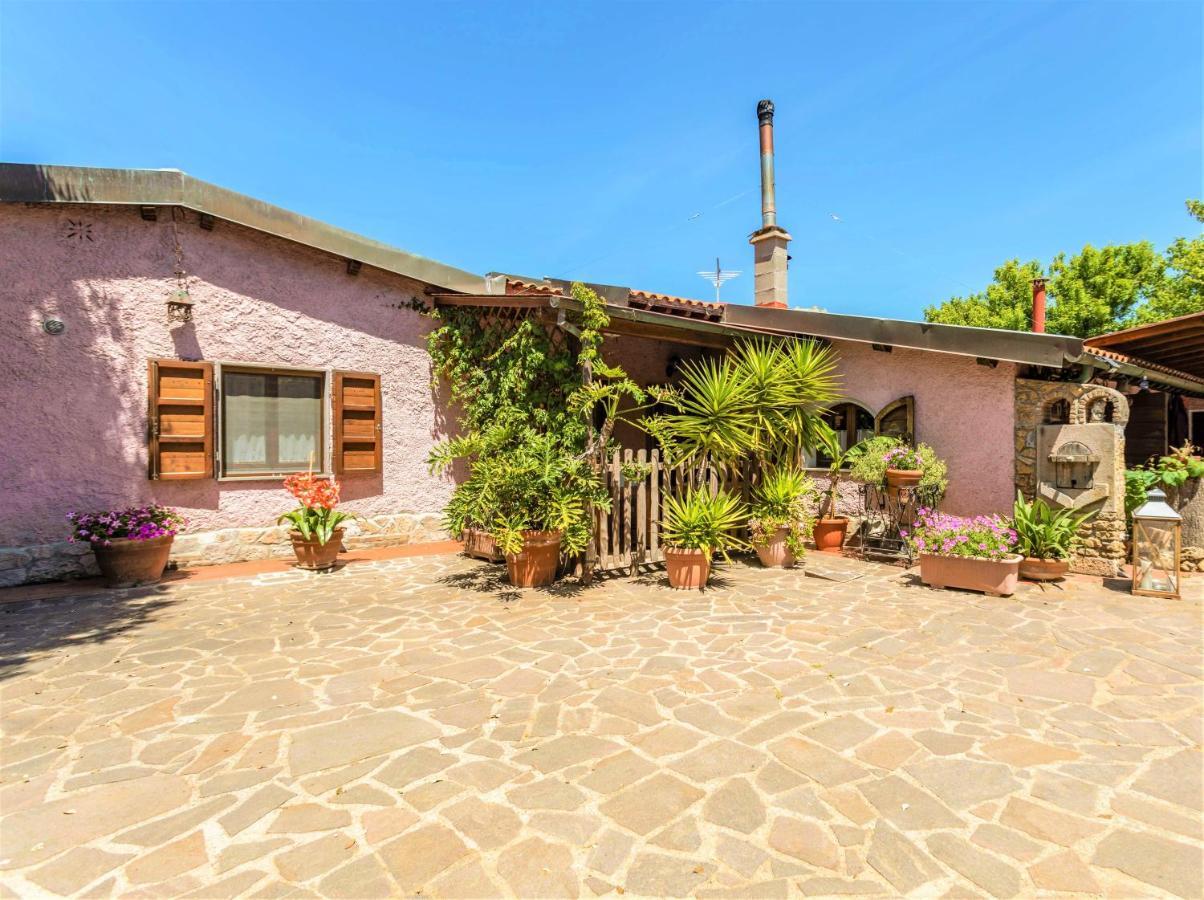 Hostly - Country House Donoratico - Only For Families Экстерьер фото