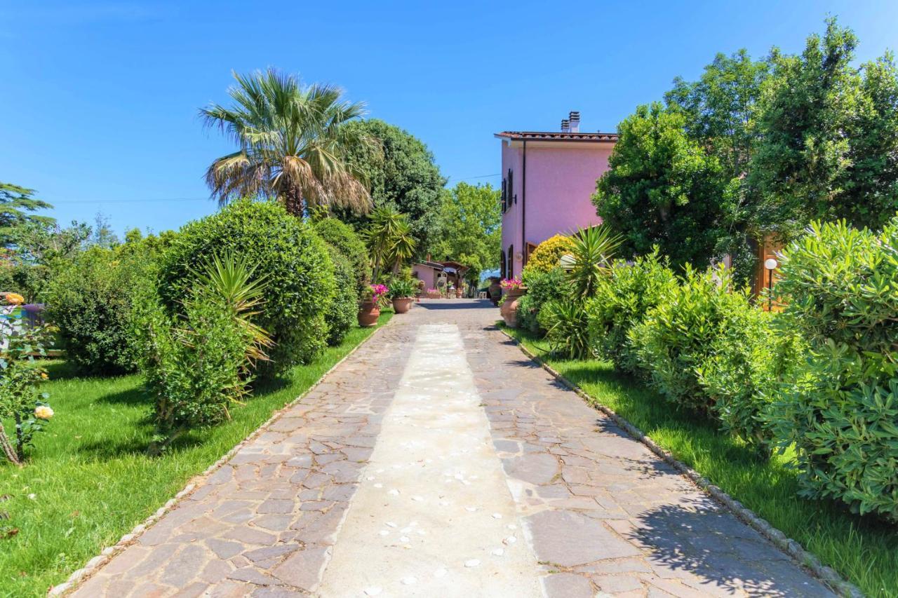 Hostly - Country House Donoratico - Only For Families Экстерьер фото