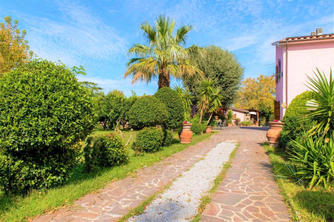 Hostly - Country House Donoratico - Only For Families Экстерьер фото