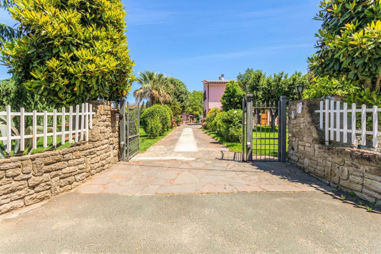 Hostly - Country House Donoratico - Only For Families Экстерьер фото