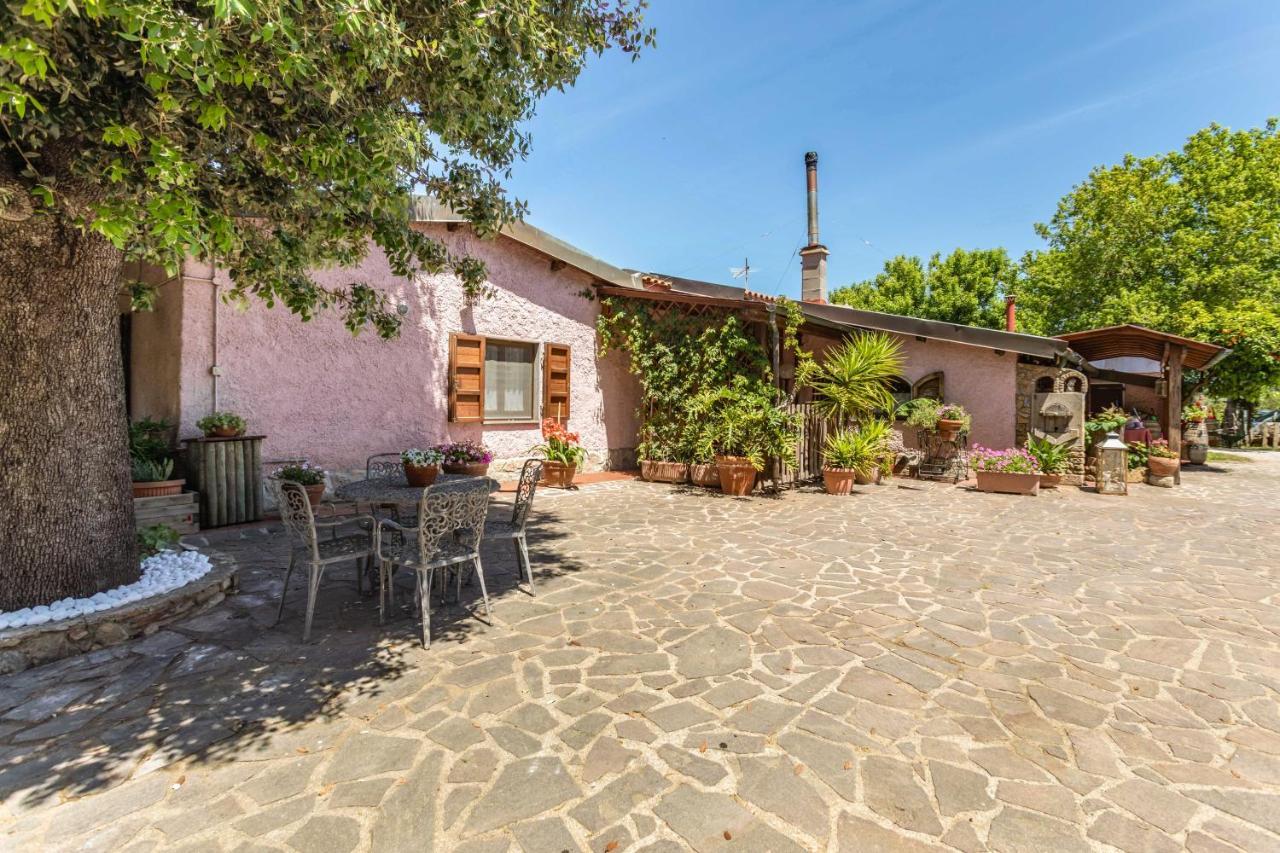Hostly - Country House Donoratico - Only For Families Экстерьер фото